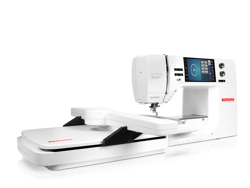 BERNINA 700E - Overstock