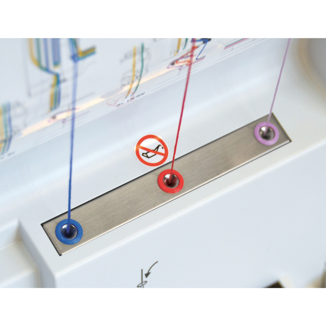 BERNINA L890 QE - Air-Threading Overlocker/Coverstitch Combo