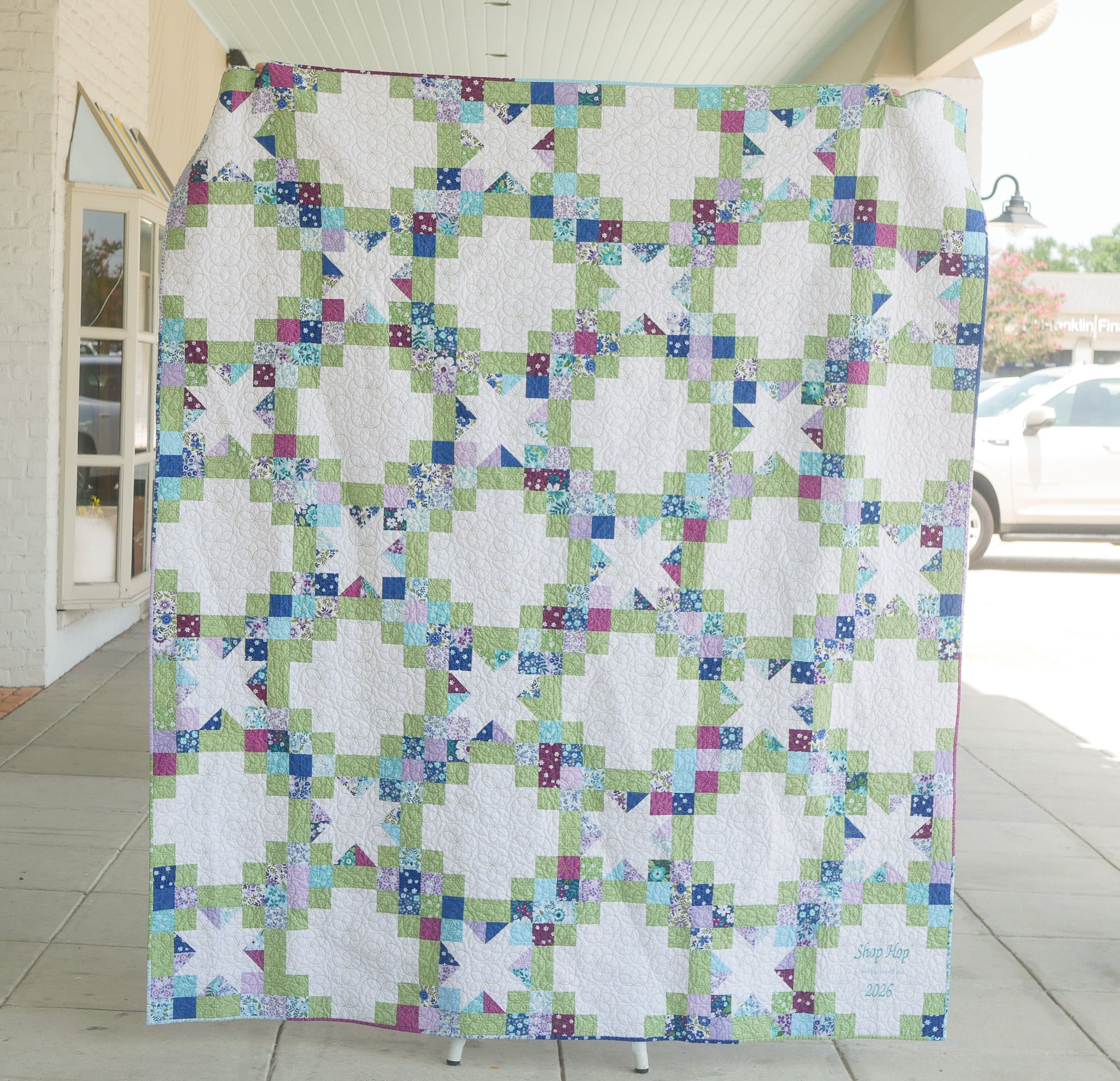 Shop Hop - Quilt Kit (Green Chain) - DEPOSIT ONLY